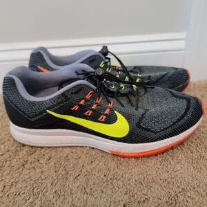 Men's Nike Zoom Structure 18 size 14